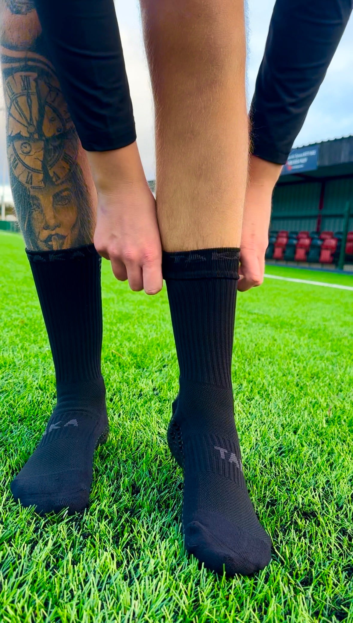 TAKA Grip Socks