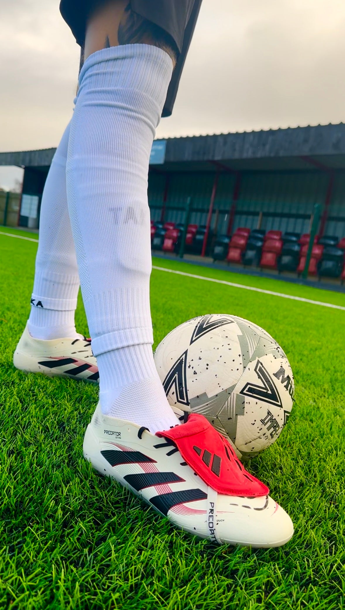 TAKA Fresh Mini Shin Pads
